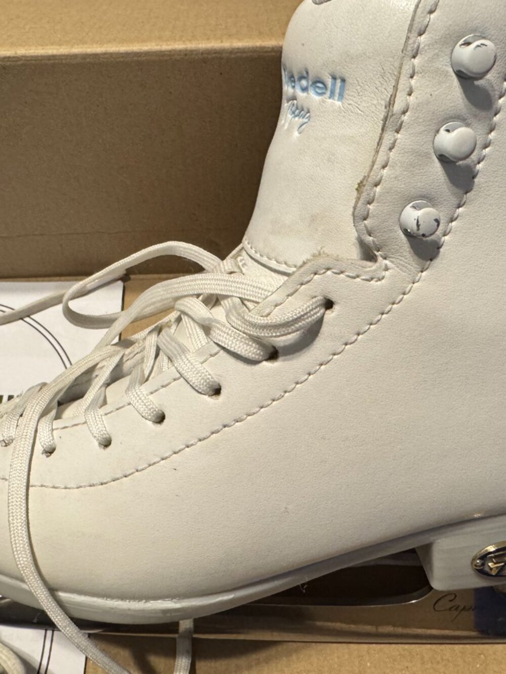 Riedell Topaz Figure Skates - Picture 2 of 11